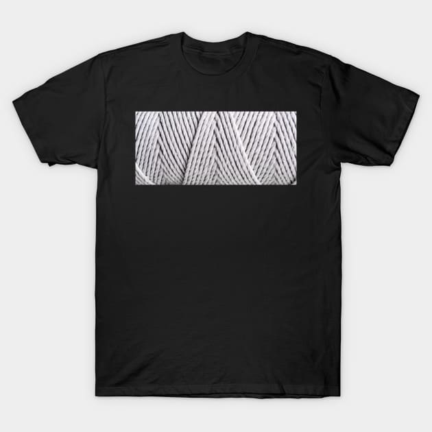 Closed up image of gray textile T-Shirt by mydesignontrack